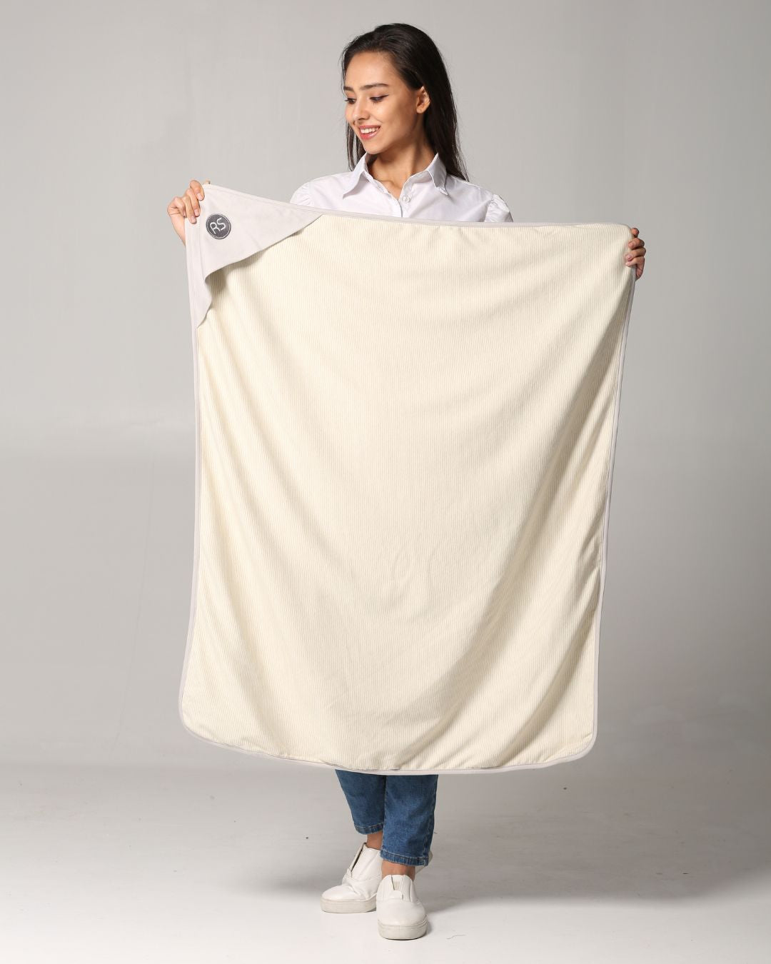 Radia Smart Large Protective Belly Pregnancy Baby Blanket, Organic, 5G  Blocking, EMF Blanket, 43x35, 110cmx90cm