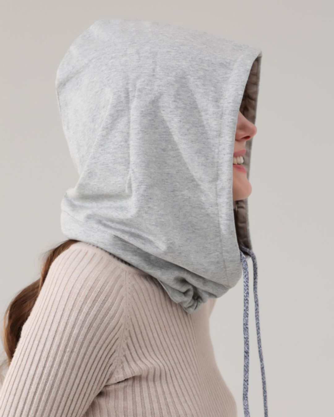 Stay cozy and protected with the Radia Smart® BUNDLE DEAL EMF Protection Poncho and Hood in Grey. Silver-lined with Faraday shielding, this set blocks EMF, RF, and 5G radiation to support fertility and overall wellness. Made with soft, breathable fabric, it offers comfort and stylish coverage for daily wear. Ideal for those seeking added protection from wireless exposure while maintaining warmth and peace of mind. A smart, health-conscious choice for modern living.