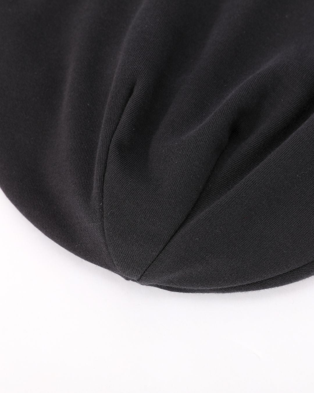 Experience the highest standard in EMF protection with the Ultimate Certified 100% Organic Cotton Premium EMF Protection Beanie by Radia Smart®. Expertly designed with silver-lined Faraday fabric, this beanie helps block harmful RF and 5G radiation from sources like WiFi, mobile phones, and wireless devices. Crafted for comfort, breathability, and wellness, it supports fertility and peace of mind in a sleek, everyday style—ideal for both indoor and outdoor wear.