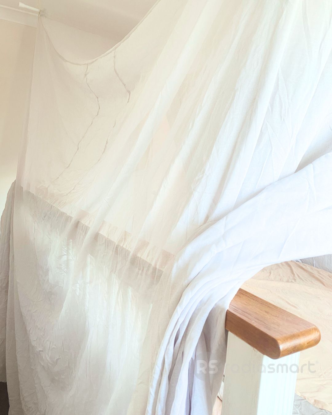 Stay cozy and protected with the Radia Smart® EMF Protection Bed Canopy Square, designed with silver-lined Faraday fabric to shield against EMF, RF, and 5G radiation. This breathable, elegant canopy creates a safe sleep environment by reducing exposure to wireless signals. Perfect for enhancing rest and wellness, it combines comfort, style, and advanced anti-radiation technology for a healthier night’s sleep in any bedroom setting.