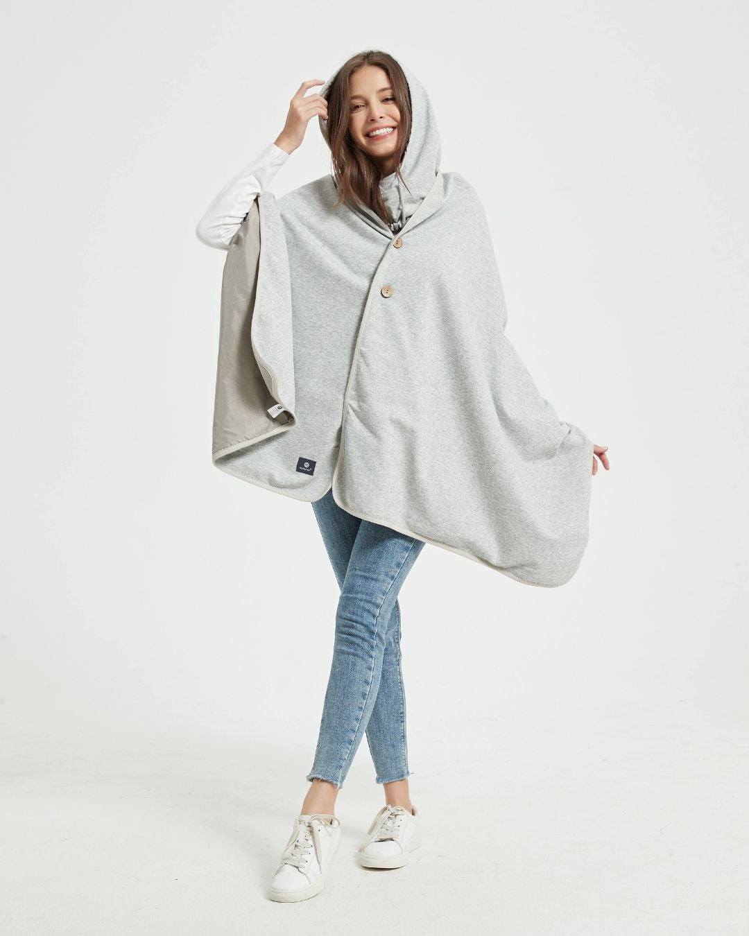 Stay cozy and protected with the Radia Smart® BUNDLE DEAL EMF Protection Poncho and Hood in Grey. Silver-lined with Faraday shielding, this set blocks EMF, RF, and 5G radiation to support fertility and overall wellness. Made with soft, breathable fabric, it offers comfort and stylish coverage for daily wear. Ideal for those seeking added protection from wireless exposure while maintaining warmth and peace of mind. A smart, health-conscious choice for modern living.