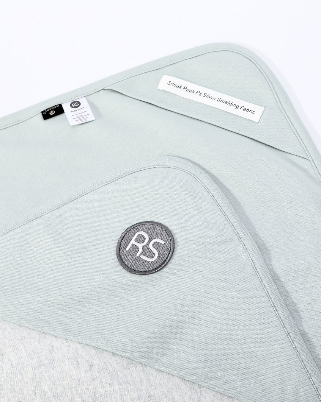 Stay cozy and protected with the Ultimate Certified 100% Organic Premium EMF Protection Blanket. Featuring silver-lined Faraday shielding, it blocks EMF, RF, 5G, and WiFi radiation, ensuring a safe and soothing environment. Made from soft, breathable organic fabric, this blanket offers comfort while protecting you from harmful frequencies. Perfect for restful sleep and relaxation, it combines luxury with health-conscious technology.