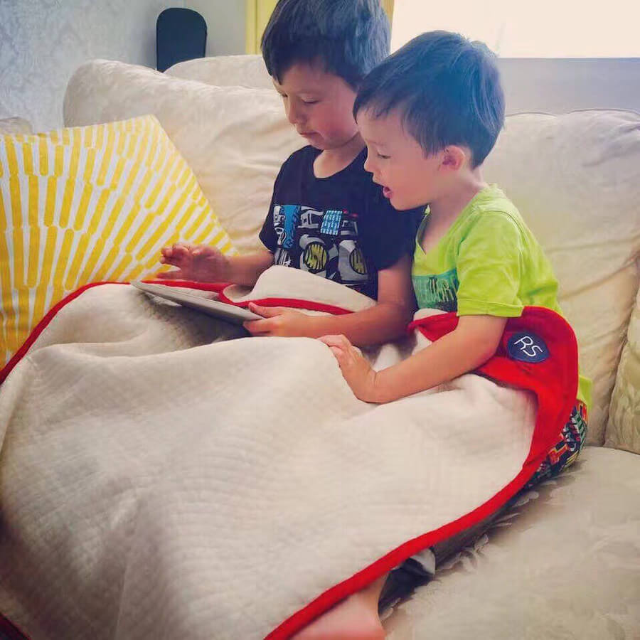 Stay cozy and protected with the Radia Smart® Joy Organic Blanket, designed with silver-lined Faraday fabric to block EMF, RF, and 5G radiation. Made from certified organic materials, it supports fertility health and overall wellness while offering soft, breathable comfort. Ideal for restful sleep or relaxation, this anti-radiation blanket reduces wireless exposure and promotes peace of mind in any environment. A perfect blend of safety, style, and serenity.