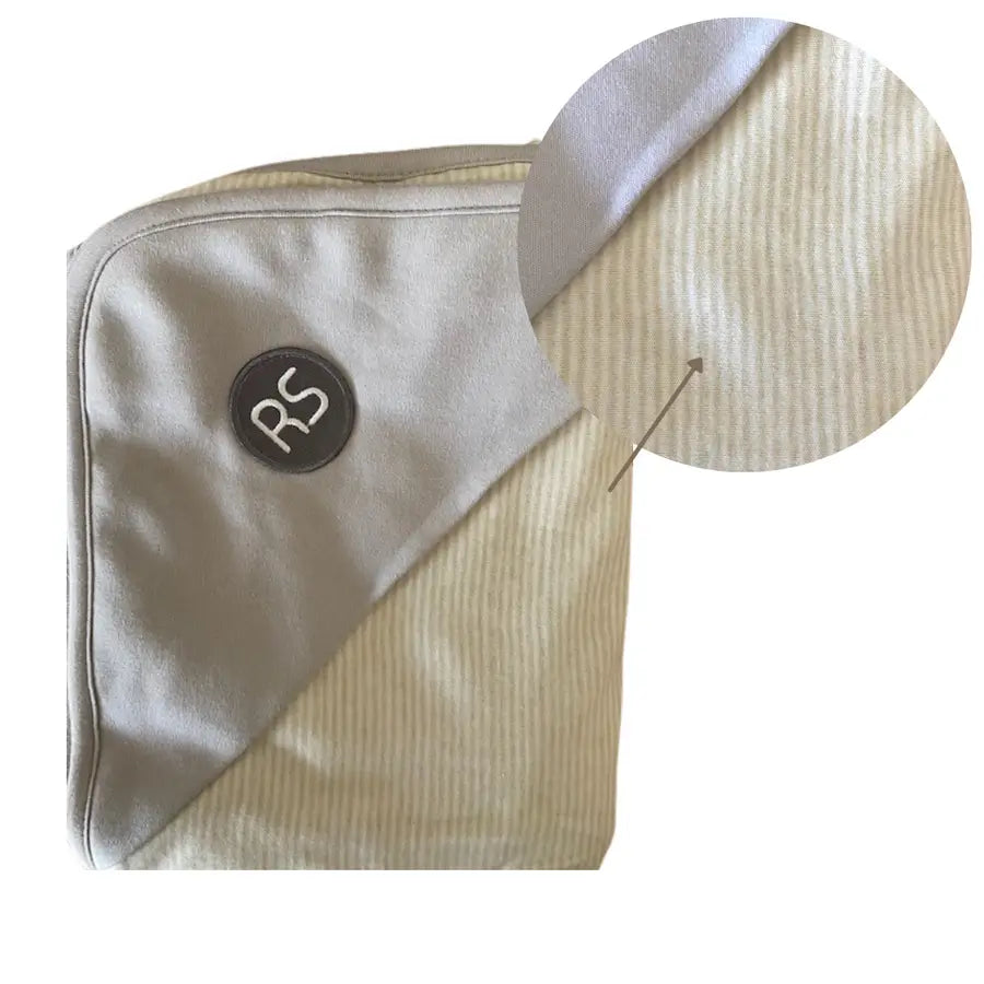 Embrace wellness with the Radia Smart® Natural Organic Blanket (Large), designed for EMF protection and anti-radiation support. This silver-lined Faraday blanket helps shield against wireless radiation and supports fertility health. Made with certified organic cotton, it’s soft, breathable, and ideal for everyday use at home, during pregnancy, or while traveling. A natural, chemical-free solution for EMF-sensitive individuals and families.