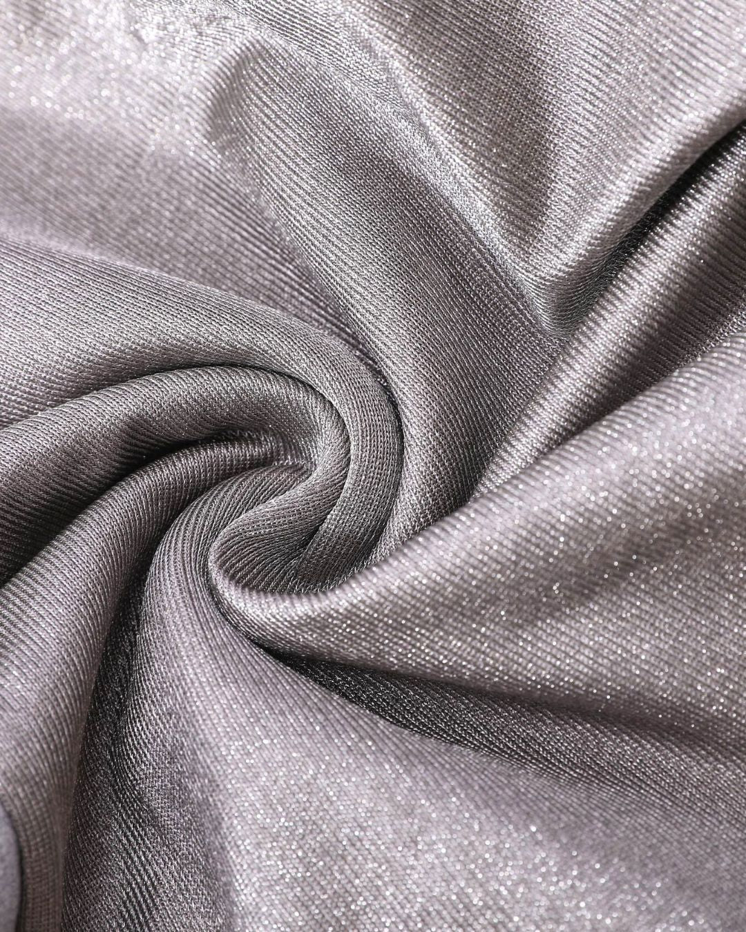 The Radia Smart® Slouch Beanie (Grey) offers EMF protection with silver-lined Faraday fabric that blocks RF, 5G, and wireless radiation. Designed to support fertility and overall wellness, this anti-radiation hat is soft, breathable, and stylish for everyday wear. It helps reduce exposure to harmful frequencies while providing comfort and peace of mind. Perfect for health-conscious individuals seeking modern protection in a relaxed, casual design.