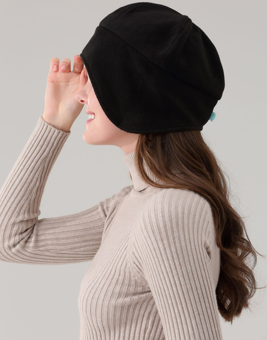 The Radia Smart® Hat Beanie (Black) offers EMF protection with silver-lined Faraday fabric that blocks RF, 5G, and wireless radiation. Designed to support fertility and overall wellness, it reduces harmful exposure while providing a comfortable, breathable fit. Perfect for daily wear, this stylish beanie combines modern design with powerful shielding to help protect your head from everyday electromagnetic stressors.